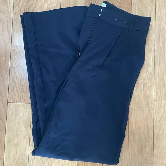 A&F Sloane Lightweight Tailored Pant - Black - 28S - Picture 4 of 7